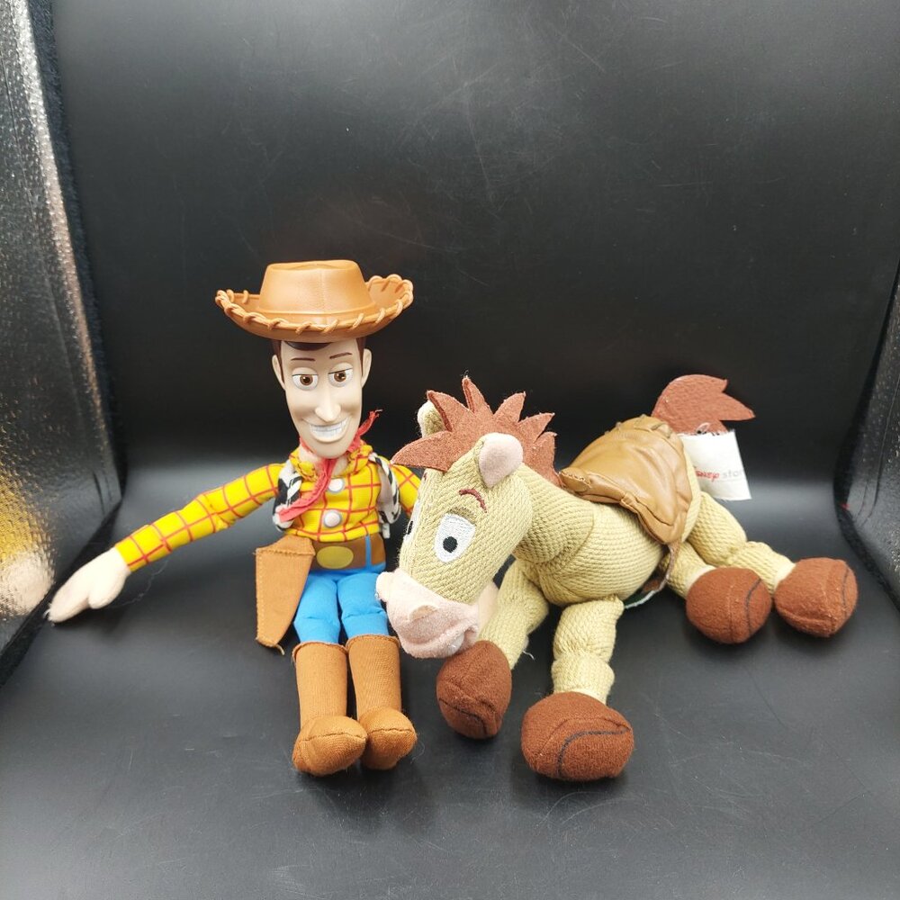 Vintage Pixar Toy Story Cowboy Woody & Disney Store Bullseye Bean Bag Plush Doll
